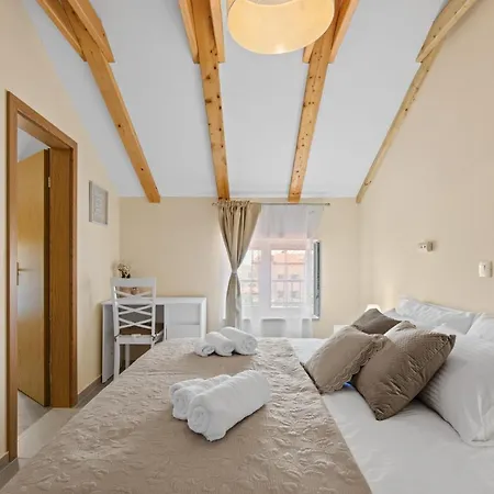 Apartman Zuzic Novigrad Istria Exterior foto