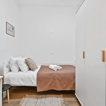 Apartman Zuzic Novigrad Istria Exterior foto